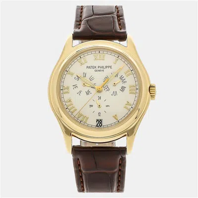 Pre-owned Patek Philippe Complications Annual Calendar 5035j-001 Automatic 37 Mm In White