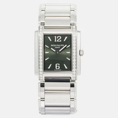 Pre-owned Patek Philippe Twenty-4 4910/1200a-011 Quartz Green Stainless Steel Women's Wristwatch 25 Mm