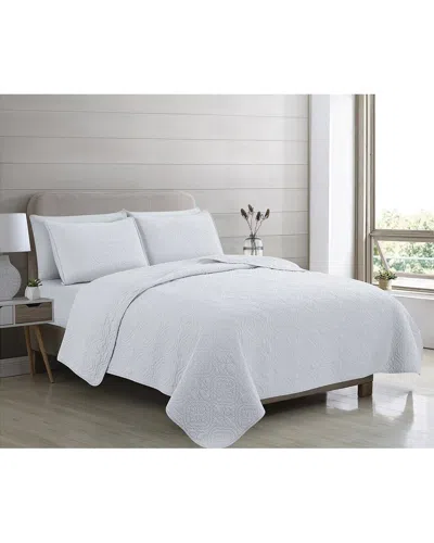 Patina Vie Maison Cotton Stitched Embroidered Quilt Set In White