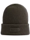 Patou Logo-embroidered Beanie Hat In Grün