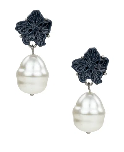Patricia Nash Gold-tone Plated Flower Mother Of Pearl Earrings In Gray