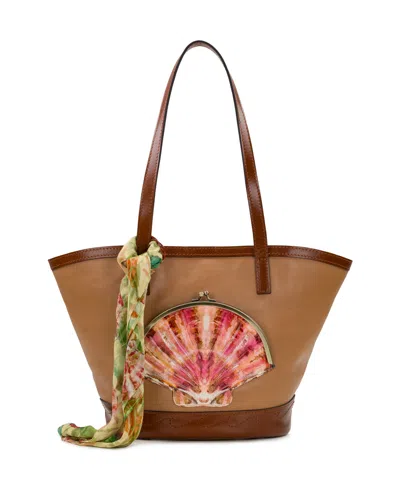 Patricia Nash Marconia Tote With Seashells By The Seashore Scarf In Naturale,tan