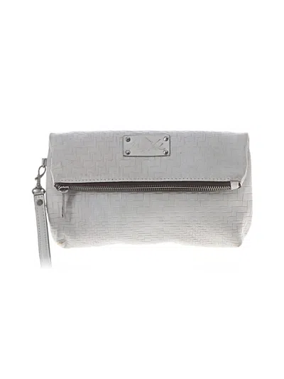 Pre-owned Patricia Nash Wristlet In Gray
