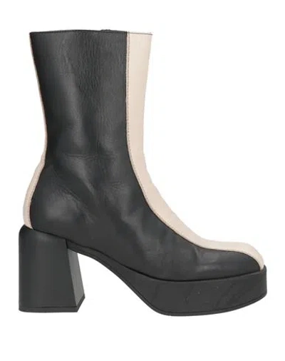 Patrizia Bonfanti Woman Ankle Boots Black Size 6 Leather