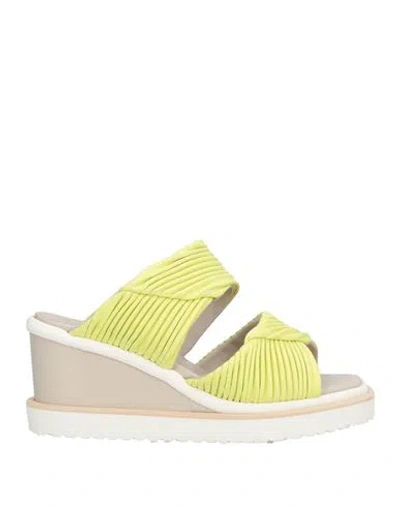 Patrizia Bonfanti Woman Sandals Lime Green Size 8 Leather