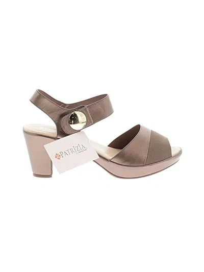 Pre-owned Patrizia By Spring Step Sandals In Ivory