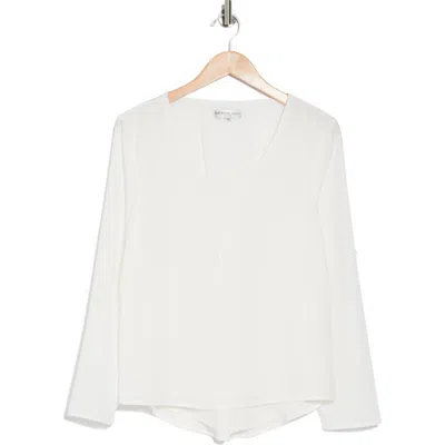 Patrizia Luca Button Back Long Sleeve Top In Off White