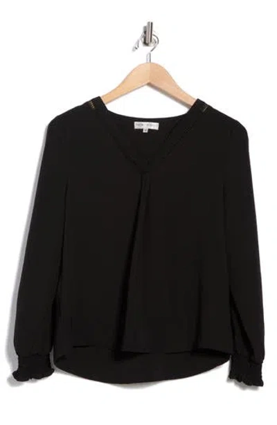 Patrizia Luca Needle Lace V-neck Top In Black