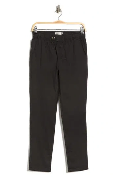 Patrizia Luca Side Button Capri Pants In Black
