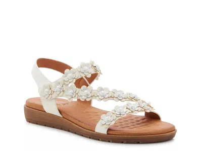 Patrizia Pearlja Sandal In White