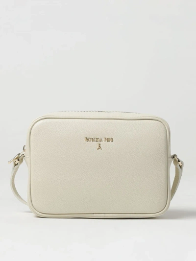 Patrizia Pepe Logo-embellished Leather Crossbody Bag In Yellow Cream