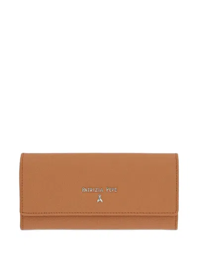 Patrizia Pepe Damen Foldover Wallet In Brown