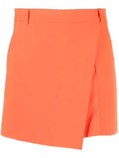Patrizia Pepe Essential Crepe-texture Shorts In Orange