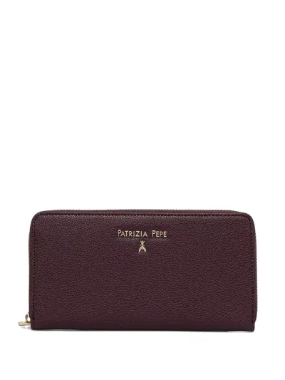 Patrizia Pepe Fly-plaque Wallet In Burgundy