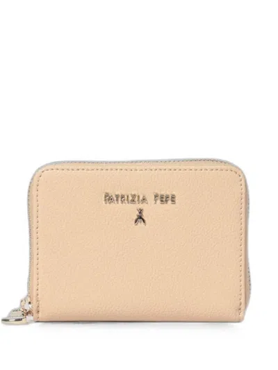 Patrizia Pepe Grained Leather Wallet In Neutral