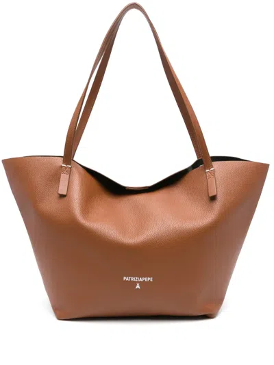 Patrizia Pepe Hammered Leather Tote Bag In Braun