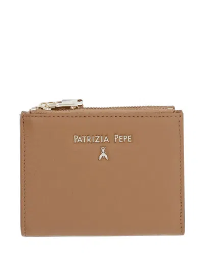 Patrizia Pepe Logo-plaque Bifold Wallet In Brown