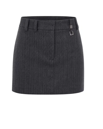 Patrizia Pepe Fitted Mini Skirt In Grey Herringbone With Metal Logo Charm In Black