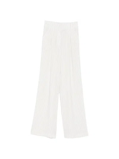 Patrizia Pepe Shorts In White