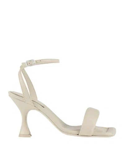 Patrizia Pepe Square Monochrome 100mm Sandals In Off White