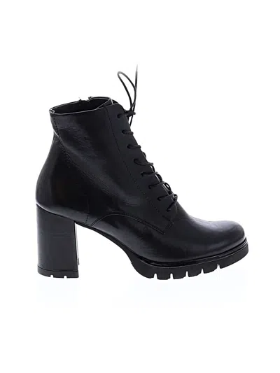 Pre-owned Paul Green Ankle Boots In Black