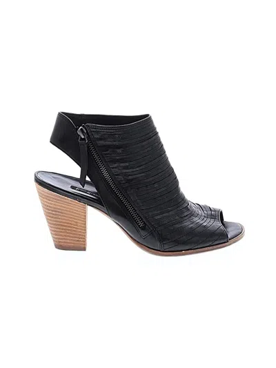 Pre-owned Paul Green Ankle Boots In Black