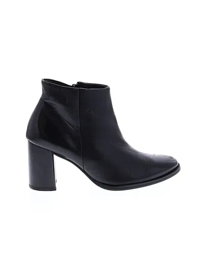 Pre-owned Paul Green Ankle Boots In Black