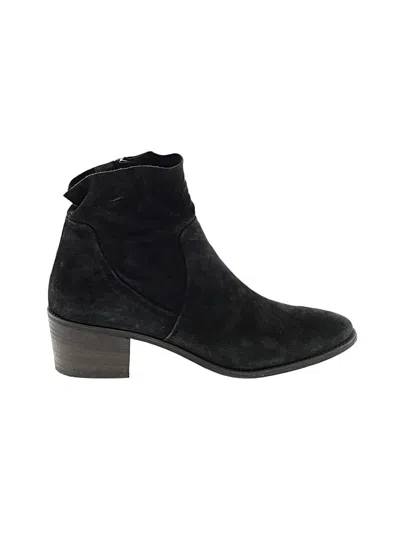 Pre-owned Paul Green Ankle Boots In Black