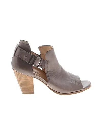 Pre-owned Paul Green Ankle Boots In Brown