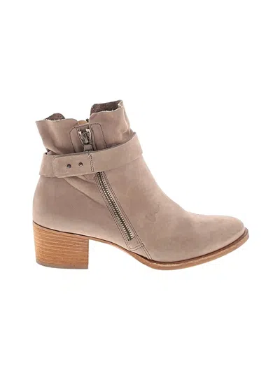 Pre-owned Paul Green Ankle Boots In Brown