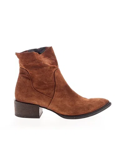 Pre-owned Paul Green Ankle Boots In Tan