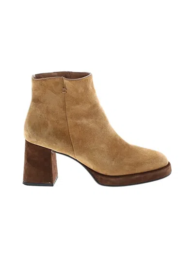 Pre-owned Paul Green Ankle Boots In Tan