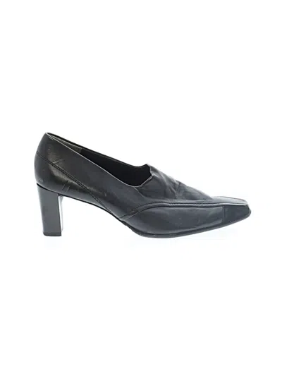 Pre-owned Paul Green Heels In Black