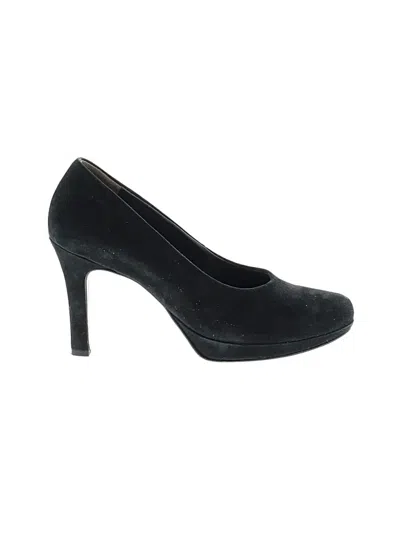 Pre-owned Paul Green Heels In Black