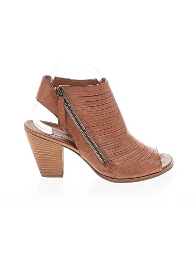 Pre-owned Paul Green Heels In Brown