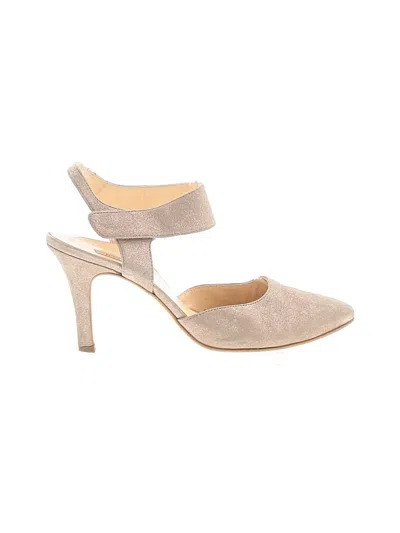 Pre-owned Paul Green Heels In Ivory