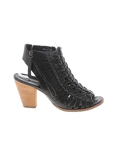 Pre-owned Paul Green Sandals In Black