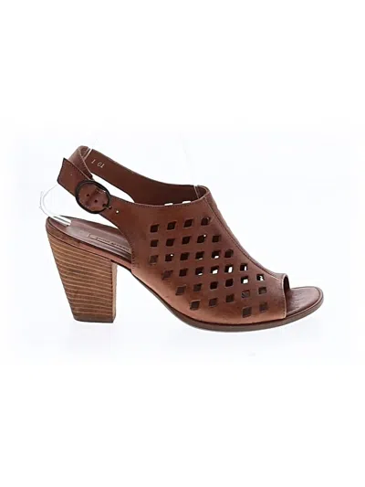 Pre-owned Paul Green Sandals In Brown