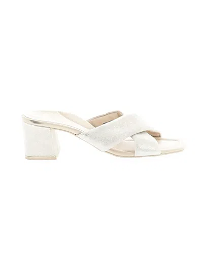 Pre-owned Paul Green Sandals In Gold