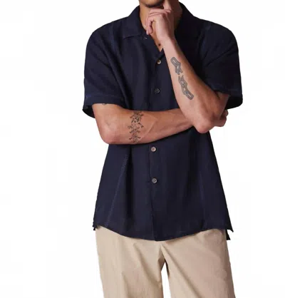 PAUL SMITH LINEN SHORT-SLEEVE BLANKET-STITCH SHIRT IN NAVY BLUE