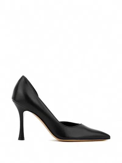 Paul Warmer D'orsay Pumps In Black