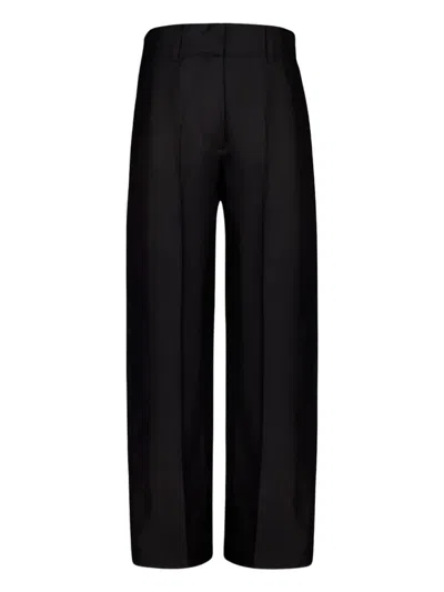 Paula Seidenhose Mit Falten In Black