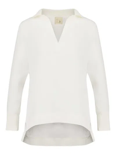 Paula V-neck Long-sleeve Top In White