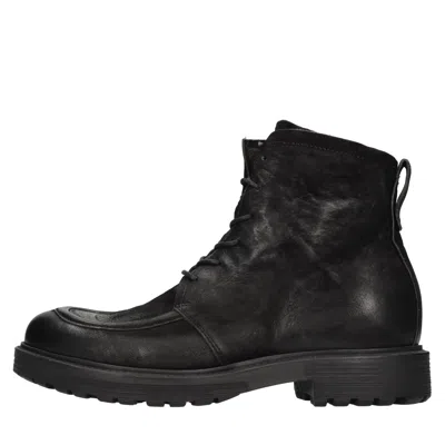Pawelk's Boots In Black