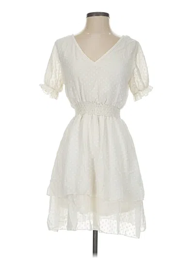Pre-owned Peach Love Casual Dress In Ivory