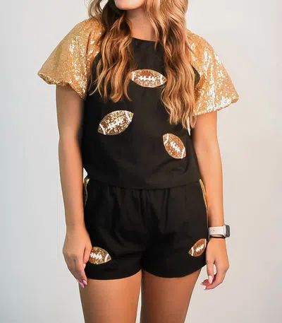 Peach Love Going For Gold Set In Black