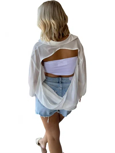 Peach Love Open Back Chiffon Shirt In White In Multi