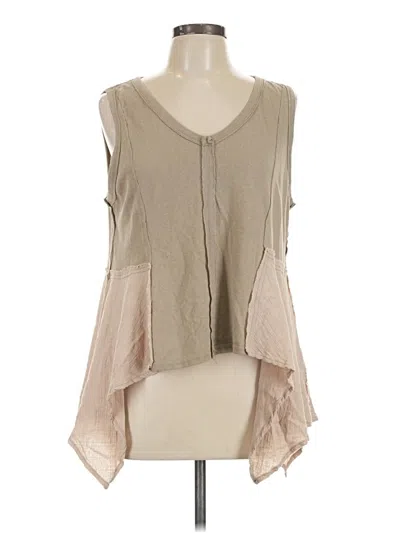 Pre-owned Peach Love Sleeveless T-shirt In Tan