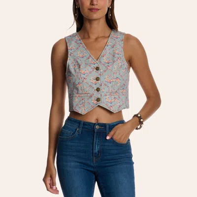 Peach Love Women's Light Wash Denim Floral Print Cropped Vest In Blue