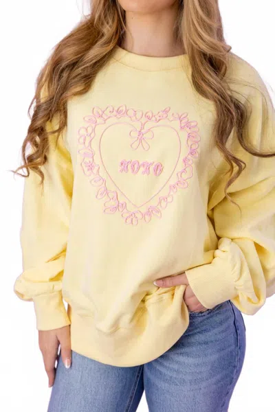Peach Love Xoxo Heart Sweatshirt In Light Yellow